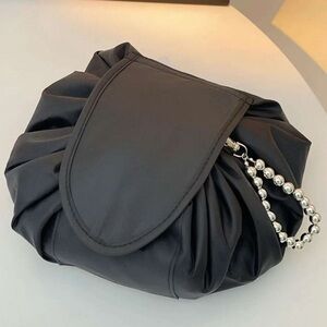 Make up bag 😎